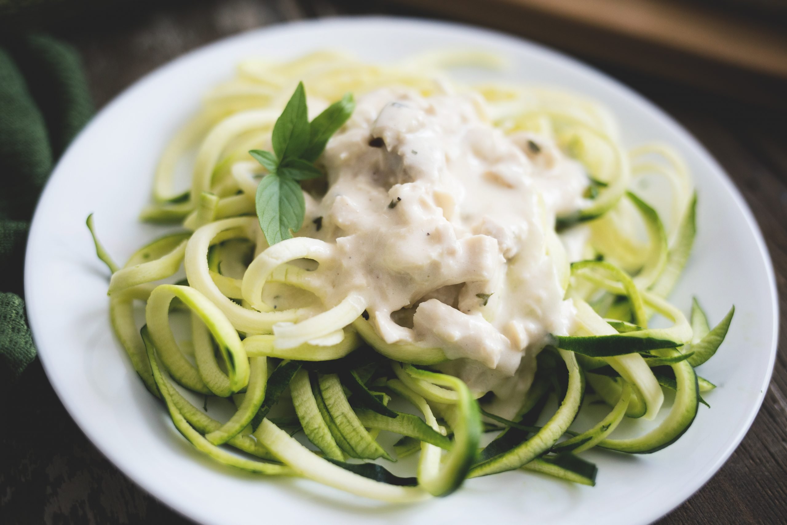zoodles with alfredo sauce